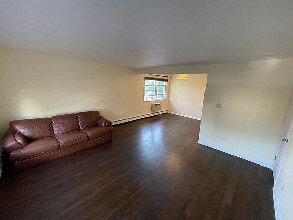 4th image of 9524 S Kenneth Ave APT 2S