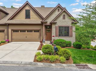 1 Meadow Vista Ct, Asheville, NC 28803