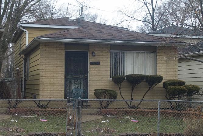 1st image of 8814 S Yale Ave