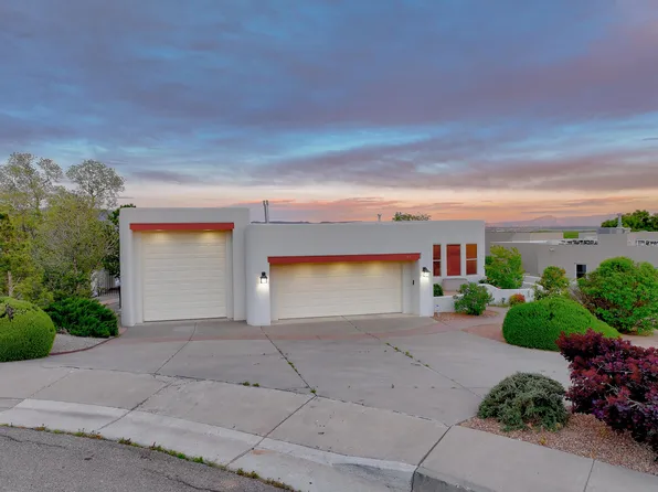 1824 Calle Del Vista Rd NW, Albuquerque, NM 87105