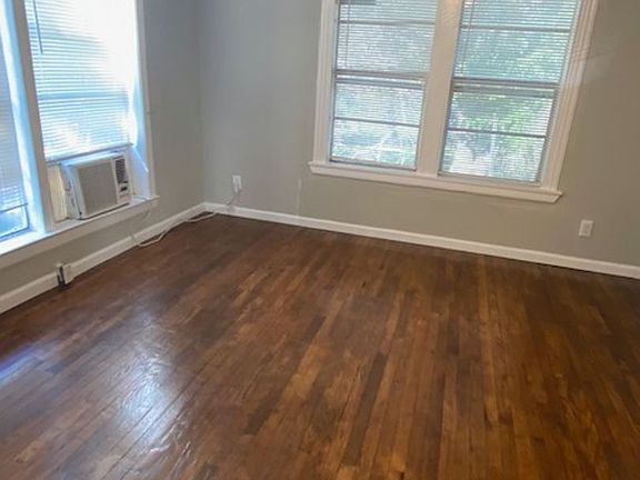 4th image of 617 Texas St #101