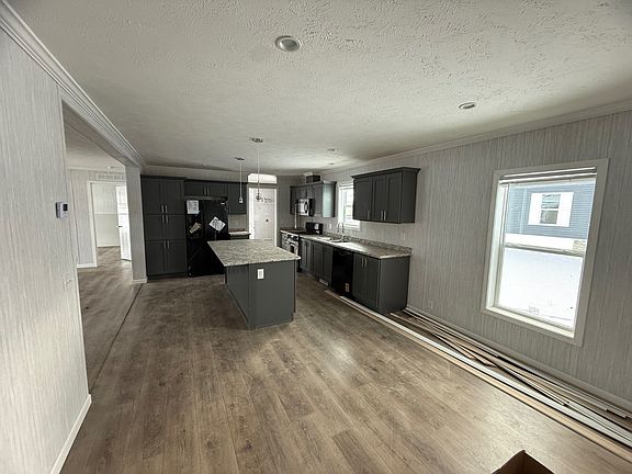 3rd image of 763 County Line Rd #104