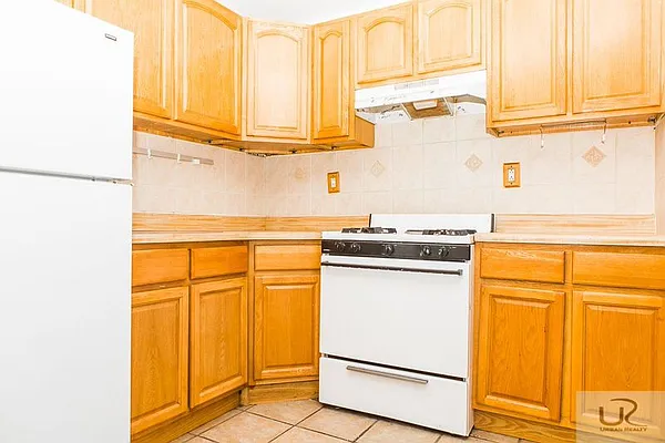 Rented by Urban Realty NYC | media 8
