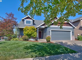 3203 N Solstice Ln, Newberg, OR 97132