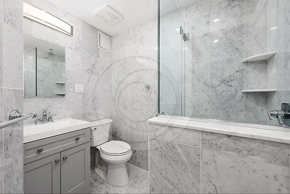 Rented by Douglas Elliman | media 22