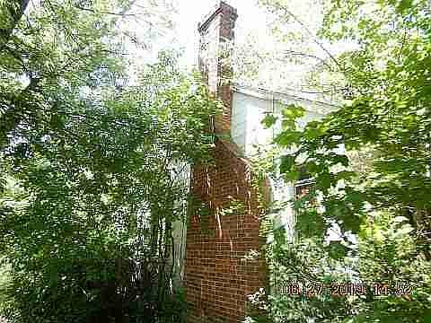19401 Oakfield