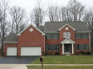 2868 Laura Pl, Lewis Center, OH 43035