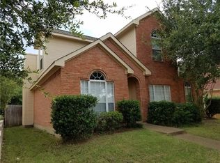 418 Valley View Dr, Lewisville, TX 75067