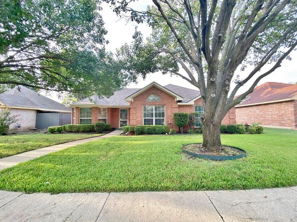 1st image of 312 Plum Holw