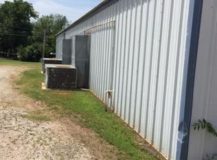 524 E Main St, Stroud, OK 74079