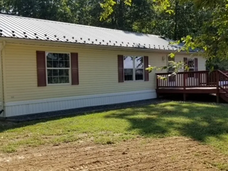 18355 Bauer Rd — Photo 1