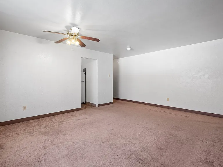 2117 Brownsville Road — Photo 37