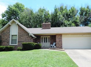 2352 S Virginia Ave, Springfield, MO 65807