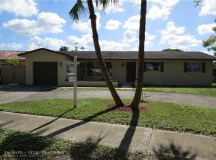 10316 SW 50th St, Cooper City, FL 33328
