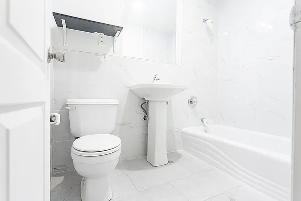 Rented by Dream Space Realty | media 12