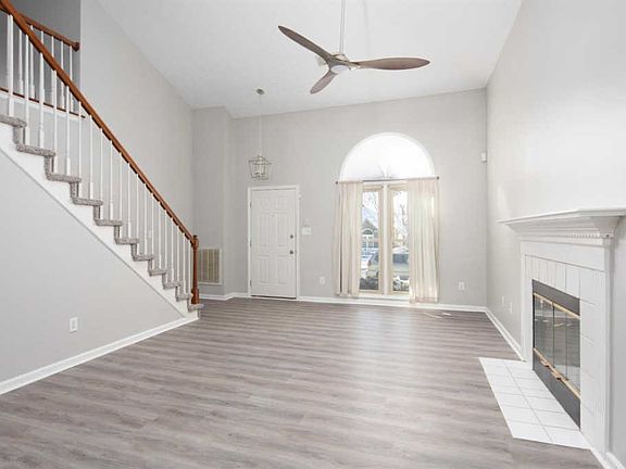 4th image of 2833 Gateway Park Ln