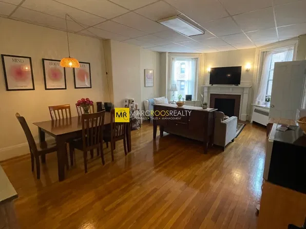 914 Beacon St, Boston, MA 02215