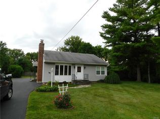 7196 Manlius Center Rd, East Syracuse, NY 13057