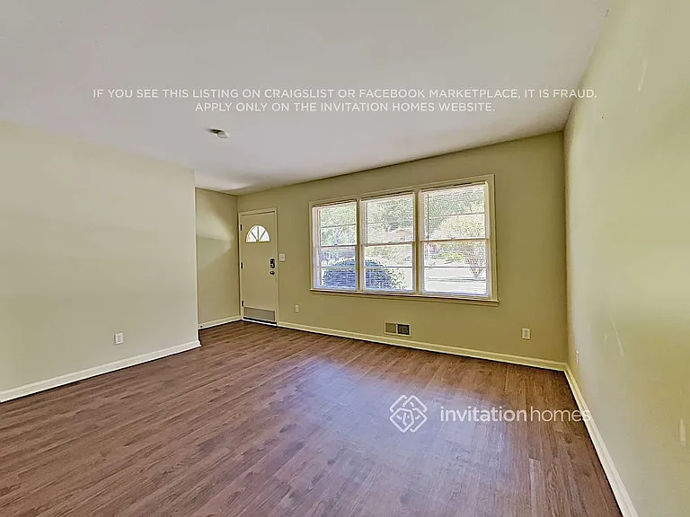 1026 Casa Dr — Photo 5