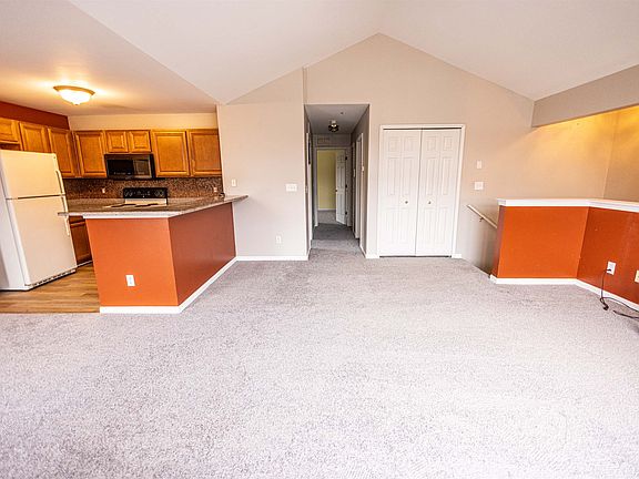 3rd image of 15945 Morningside #180