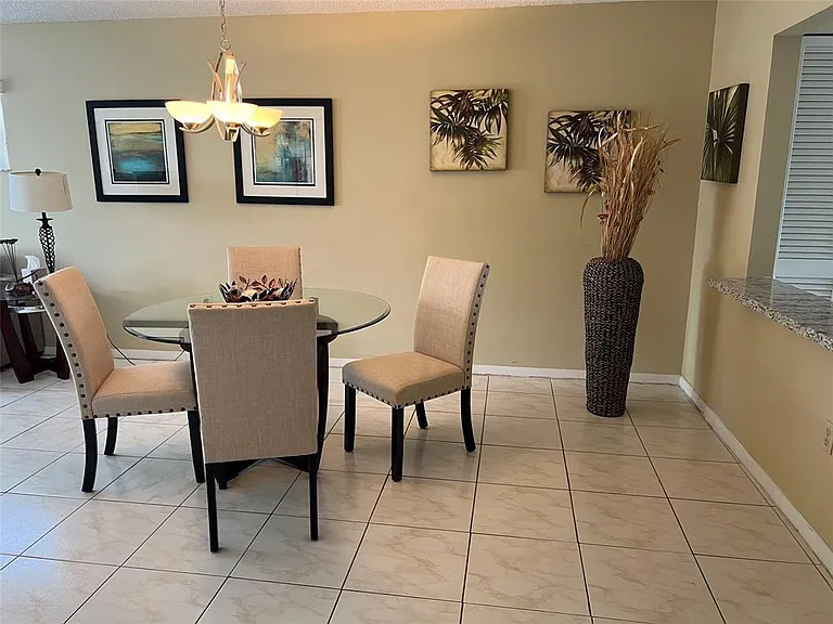 445 SE 21st Ave #201 — Photo 12