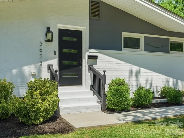 3633 Rosehaven Dr, Charlotte, NC 28205