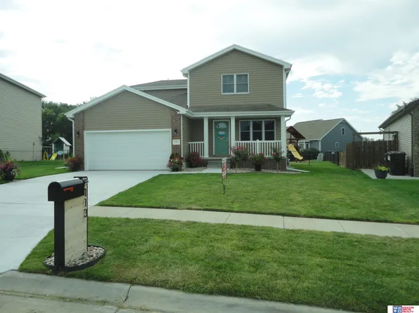 113 W 9th St, Hickman, NE 68372