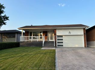12 Warlingham Ct, Toronto, ON M9C 3K3
