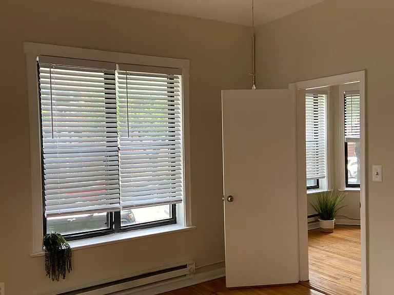 923 W Waveland Ave #1 — Photo 13