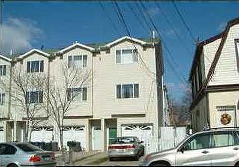 1st image of 453 Craig Ave