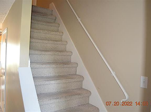 5th image of 126 Westwood Cir APT A