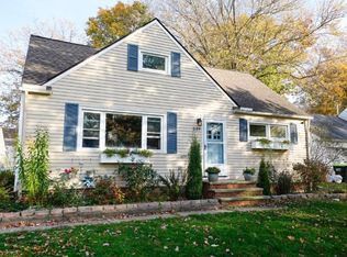 239 Berkshire Rd, Avon Lake, OH 44012