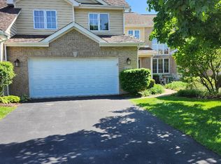 10421 Songbird Cir, Orland Park, IL