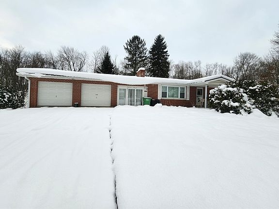 2nd image of 574 Penn St