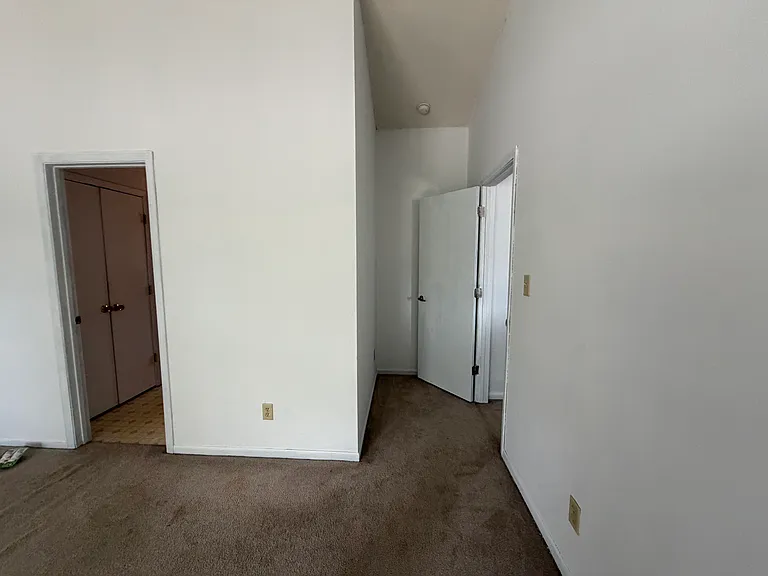 1420 Blue Brook Way — Photo 17