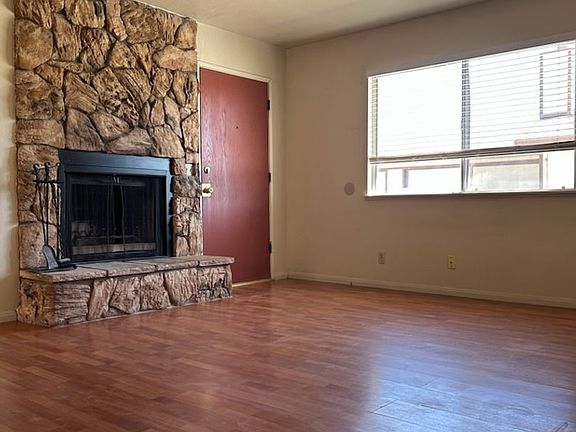 2nd image of 208A S Gold Canyon St