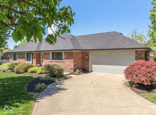 360 Pleasantview Blvd, Greenwood, IN 46142