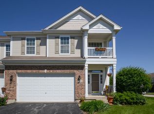 451 Cannon Dr, Geneva, IL 60134