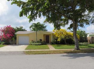8920 NW 23rd St, Pembroke Pines, FL 33024