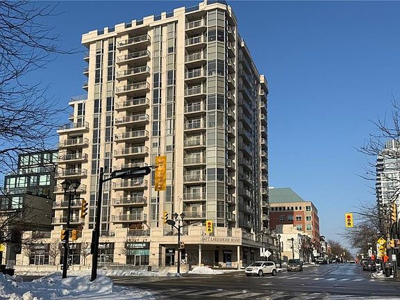 2nd image of 1477 Lakeshore Rd #702