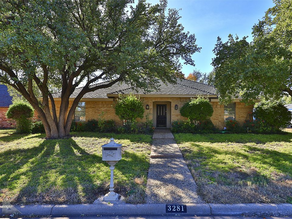 1st image of 3281 Woodlake Dr