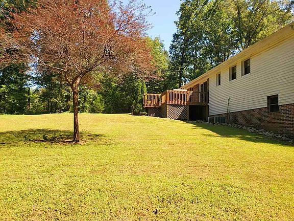 4th image of 178 Cedar Dr