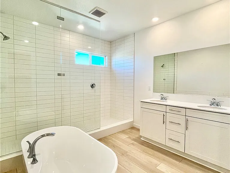 27812 Marquee Dr — Photo 15