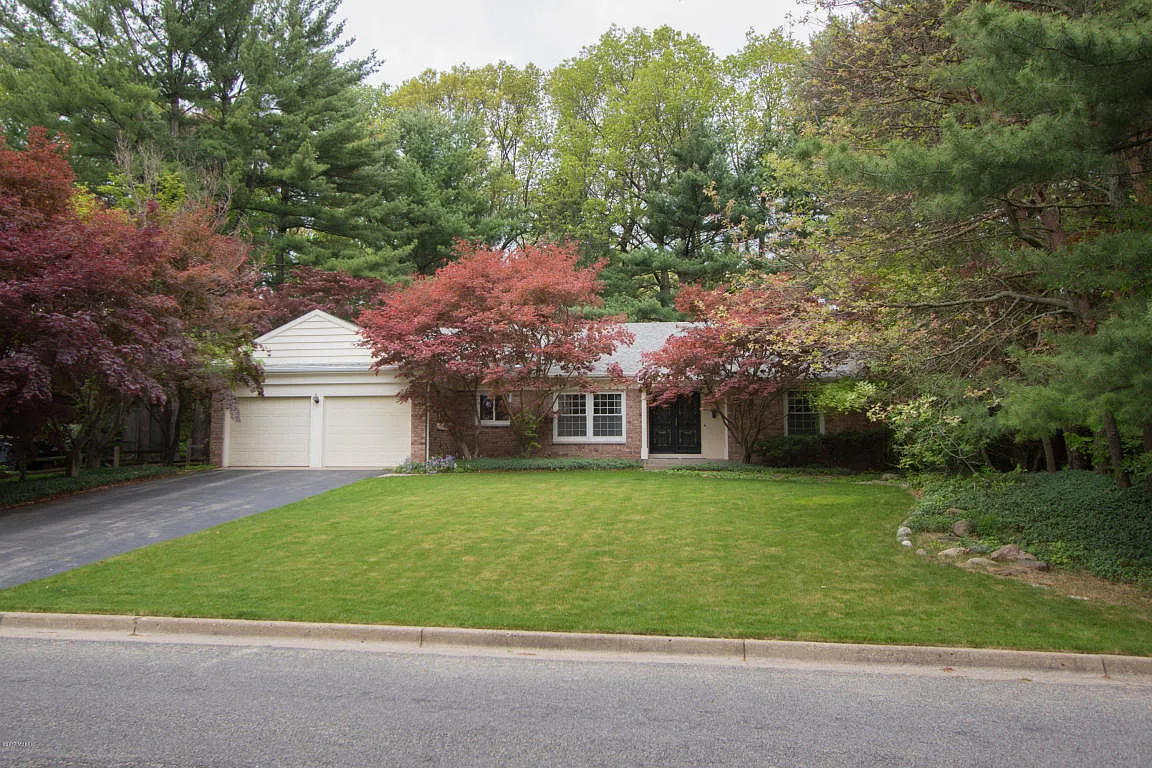 6202 Nantucket Ln photo 1
