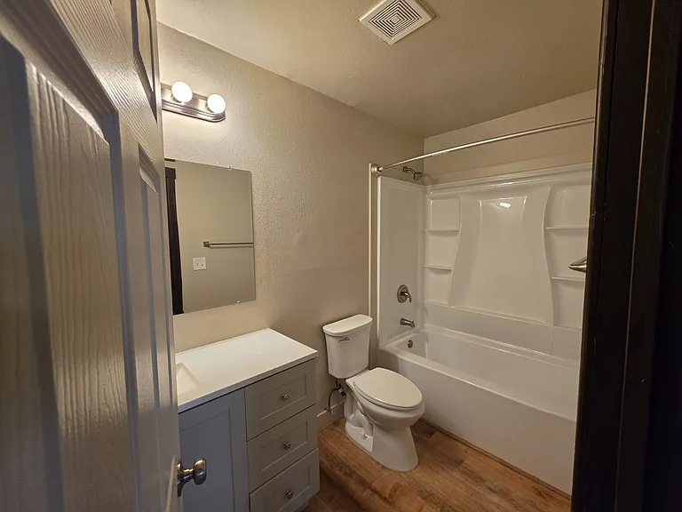 1009 Colorado Ave #C — Photo 7