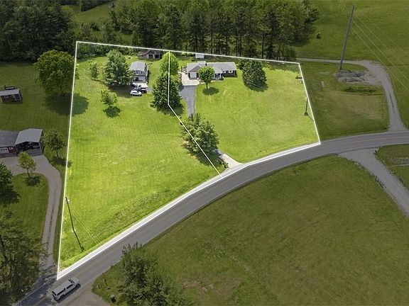 5th image of 800 Arends Ridge Rd