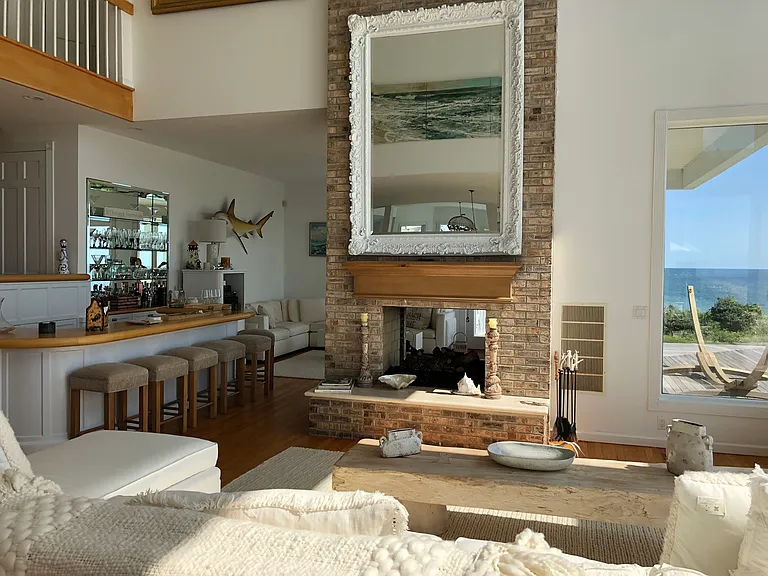390 Old Montauk Hwy — Photo 7