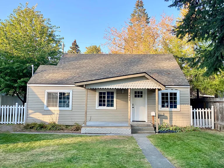 1409 E Pennsylvania Ave — Photo 1
