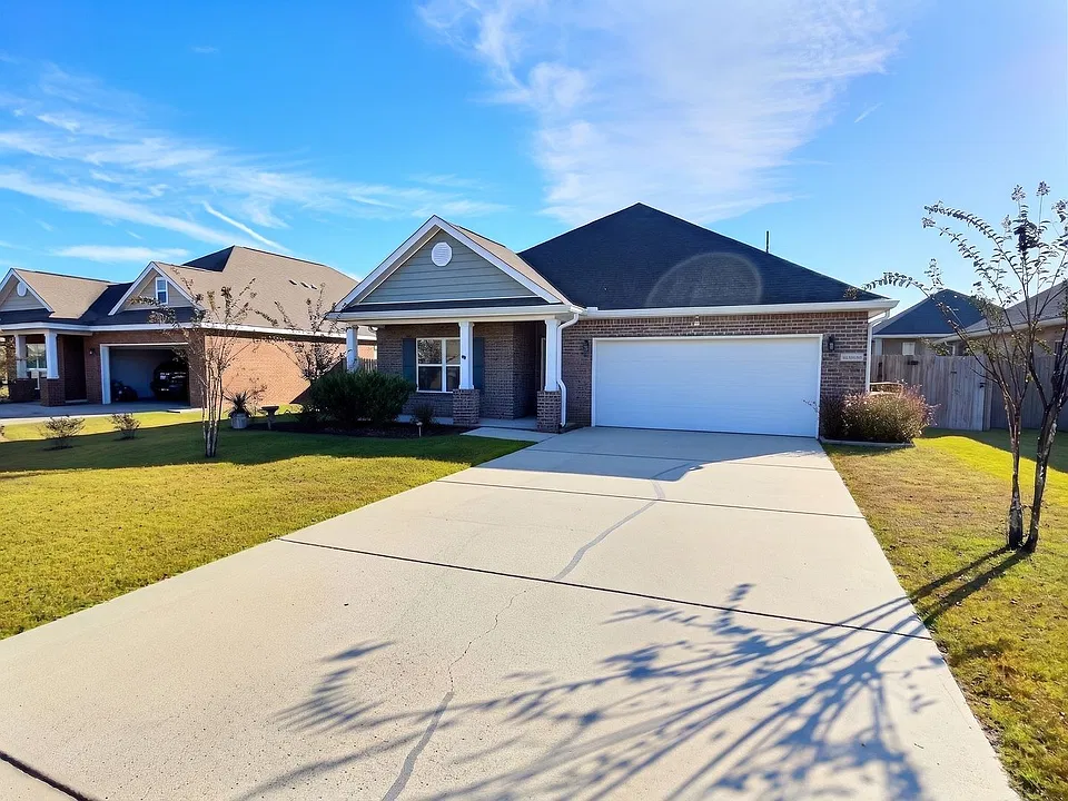 10184 Little Gem Dr