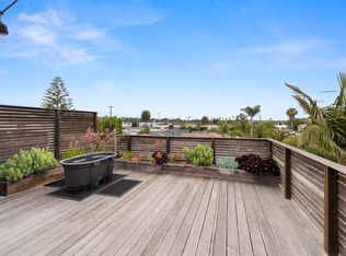 705 Sunset Ave #1/2, Venice, CA 90291